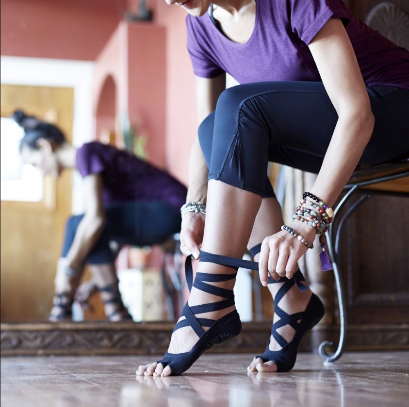 Lace-Up Grippy Yoga Socks - Dance Like a Vegan